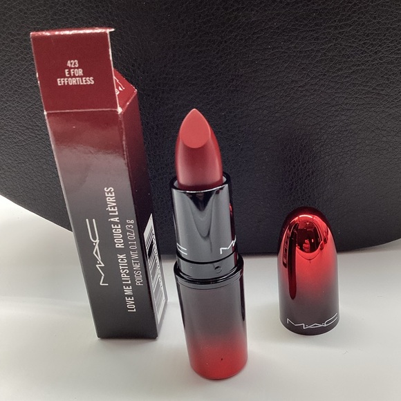 MAC Love Me Lipstick in E For Effortless - BNIB & Discontinued - Picture 4 of 11